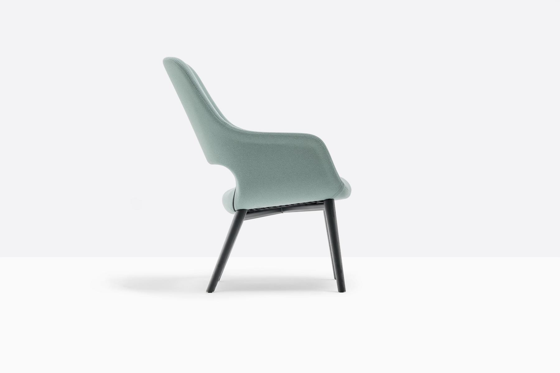 Upholstered fabric easy chair with armrests | Babila Comfort 2759 by Pedrali