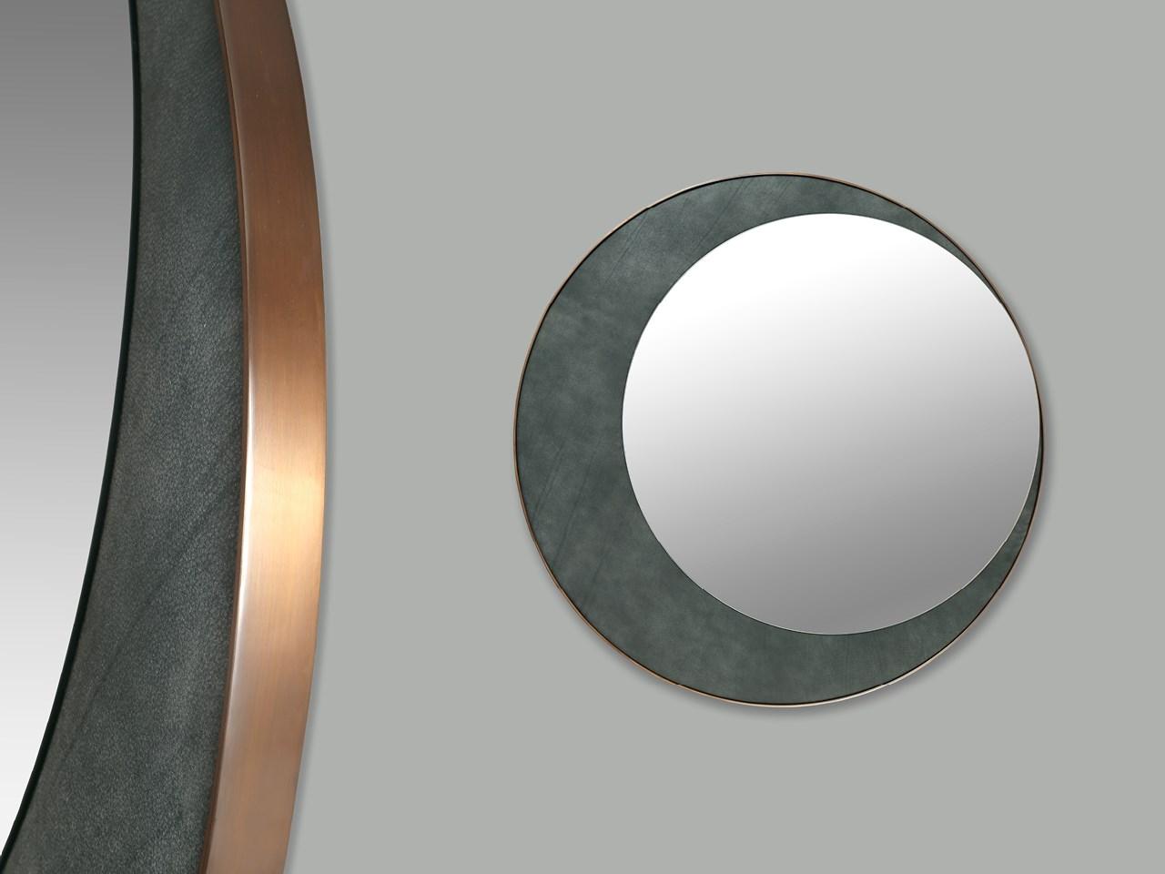 Round wall-mounted mirror | Eclipse by Borzalino