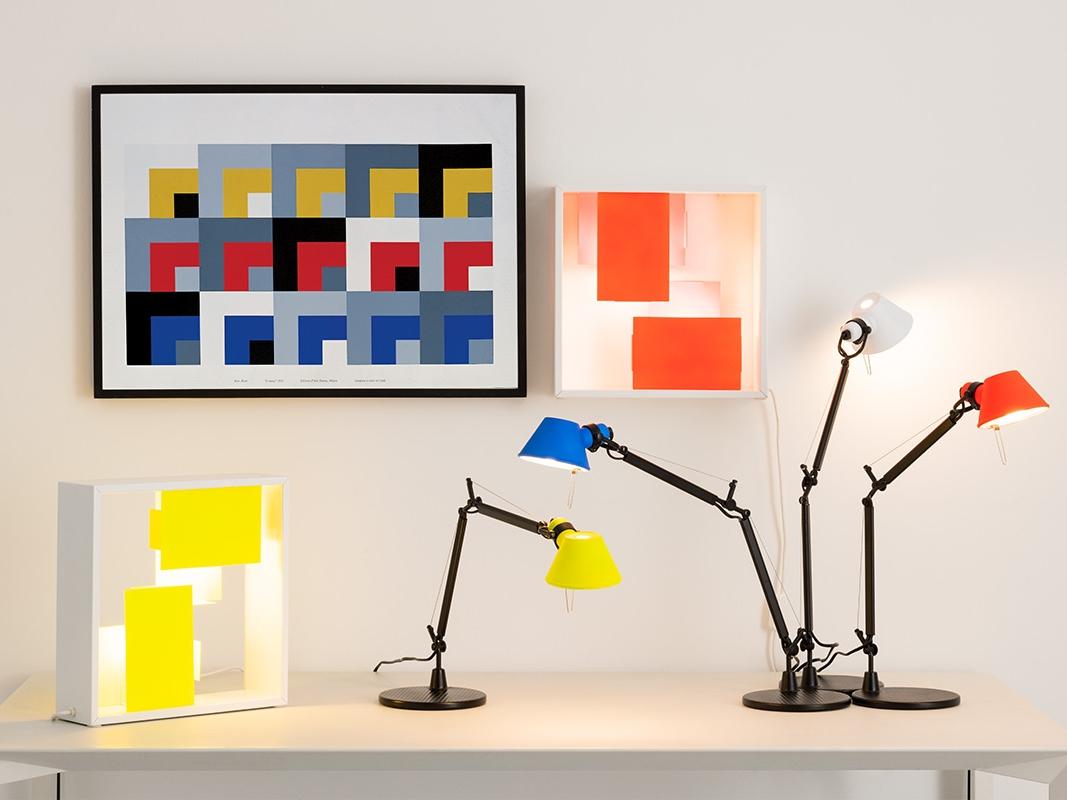 Direct light aluminium desk lamp | Tolomeo Micro Bicolor by Artemide
