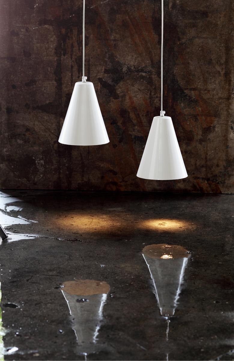 Direct light iron pendant lamp | Cono 1 by Zava