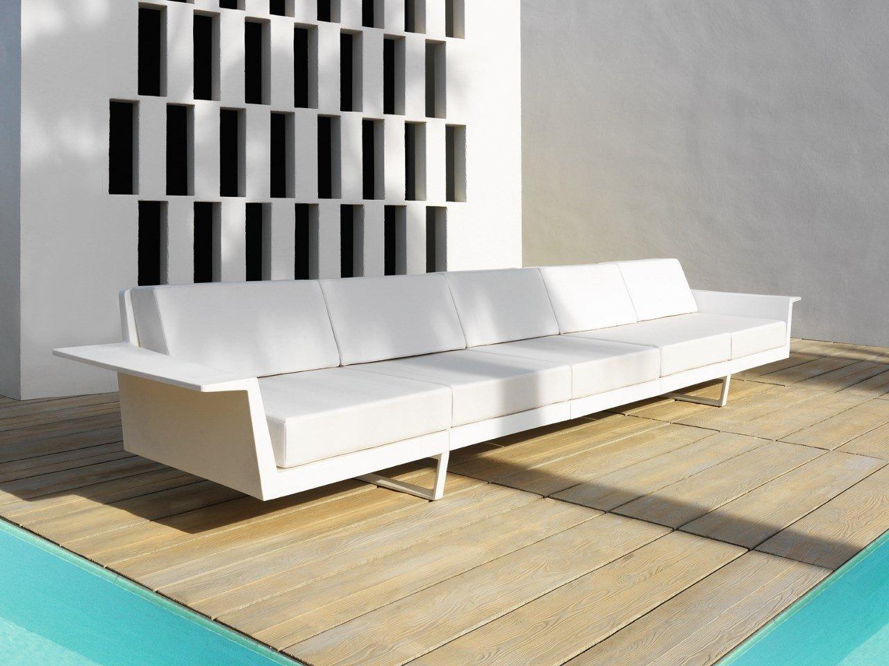 Modular garden sofa | Delta by Vondom
