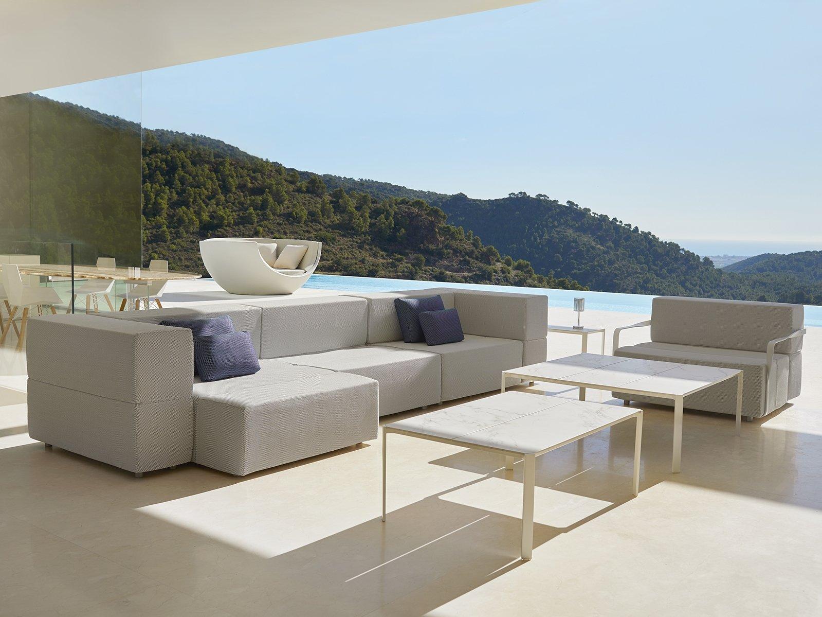 Sectional fabric garden sofa | Tablet by Vondom