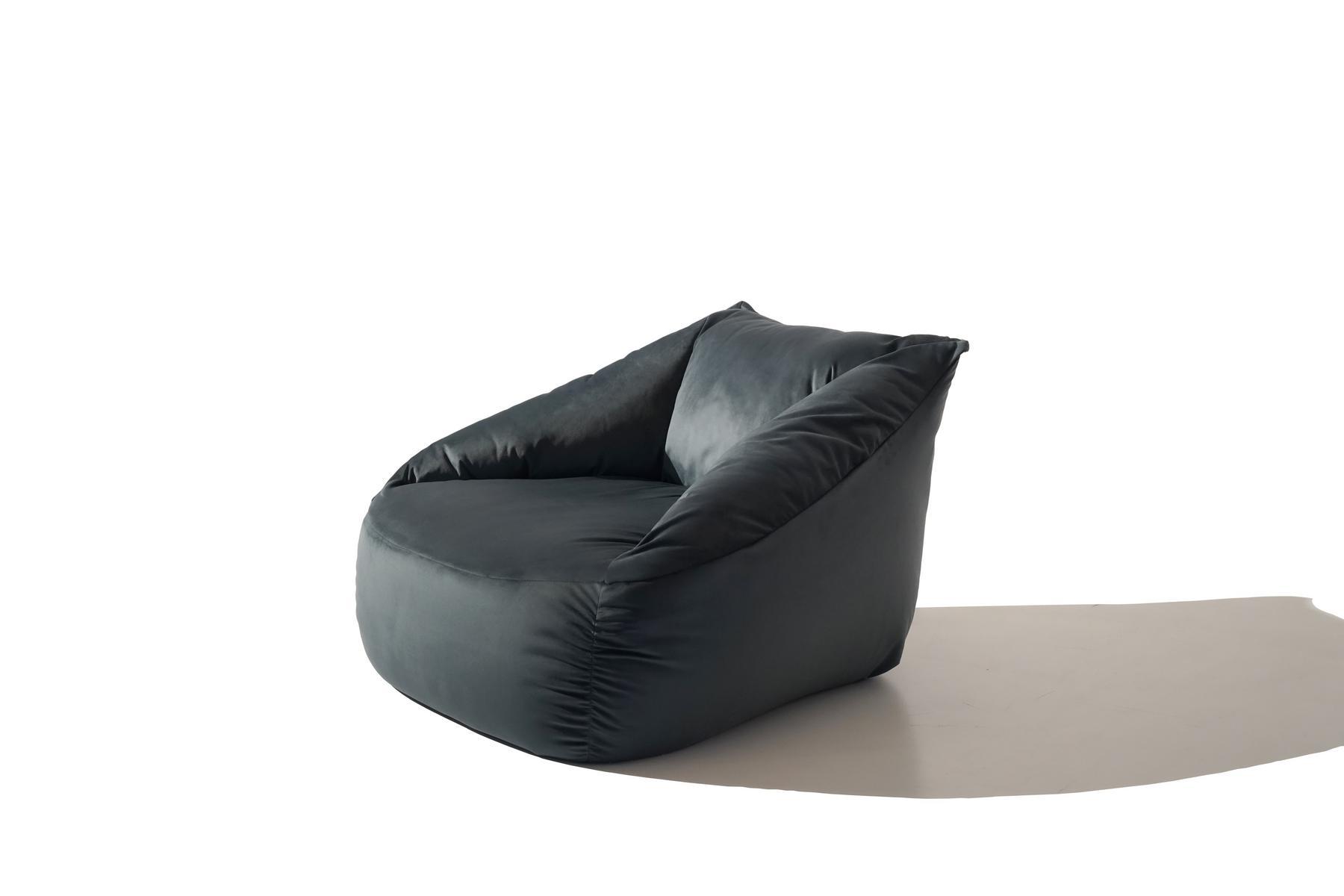 Fabric bean bag with armrests | Botero by Mantellassi 1926