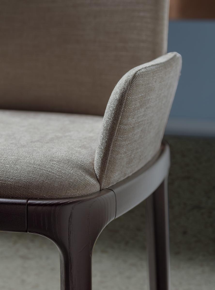 Upholstered leather chair | Inari by Pianca