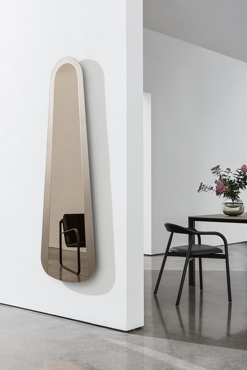 Wall-mounted mirror | Clessidra by Sovet