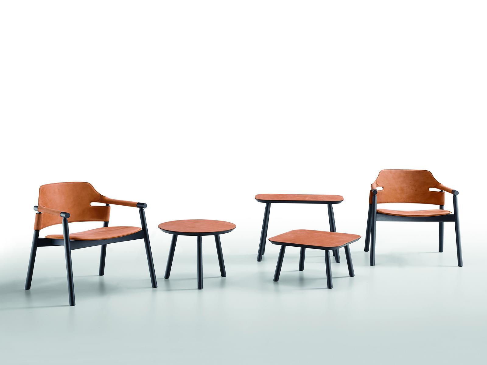 Tanned leather armchair with armrests | Suite Att by Midj