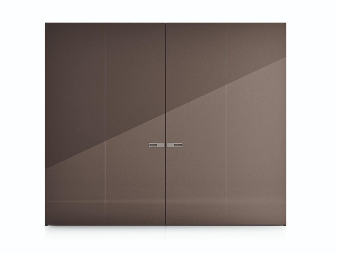Lacquered wooden wardrobe with sliding doors | Icona by Pianca