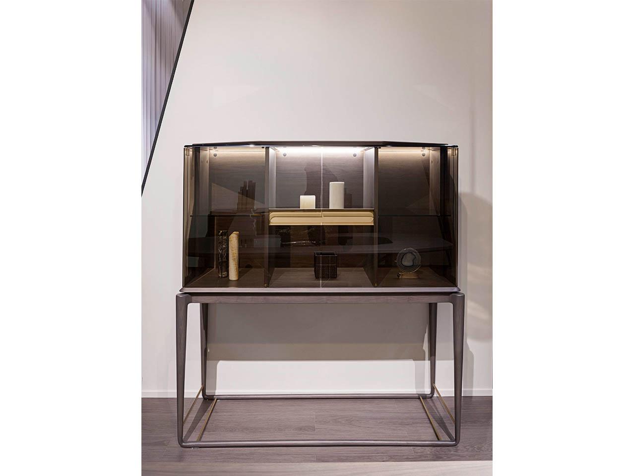 Display cabinet with integrated lighting | Vine by Turri