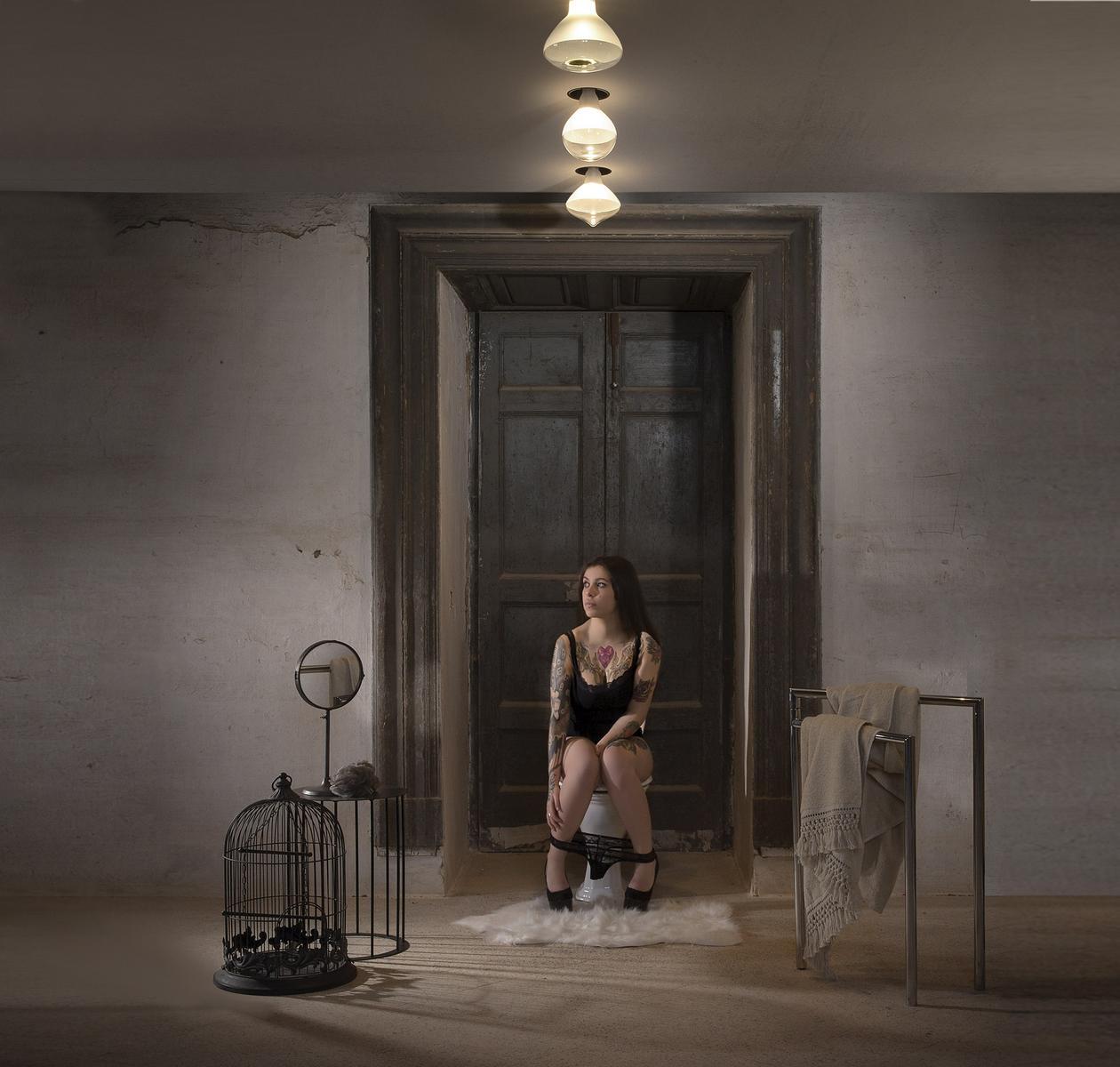 LED satin glass ceiling lamp | Makeup by Karman