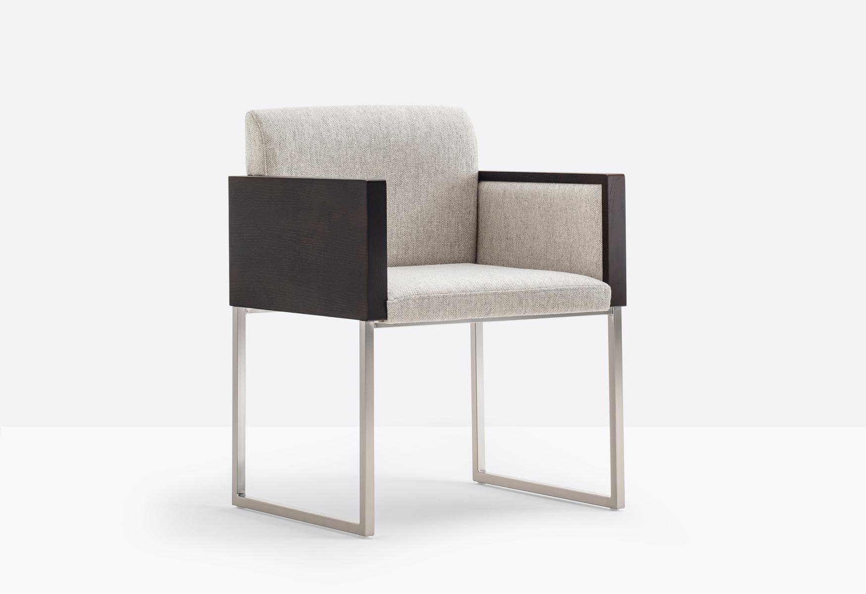 Upholstered chair with armrests | Box 740 by Pedrali