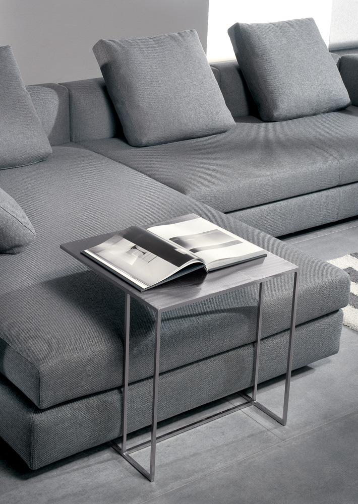 Coffee table | Leger by Minotti