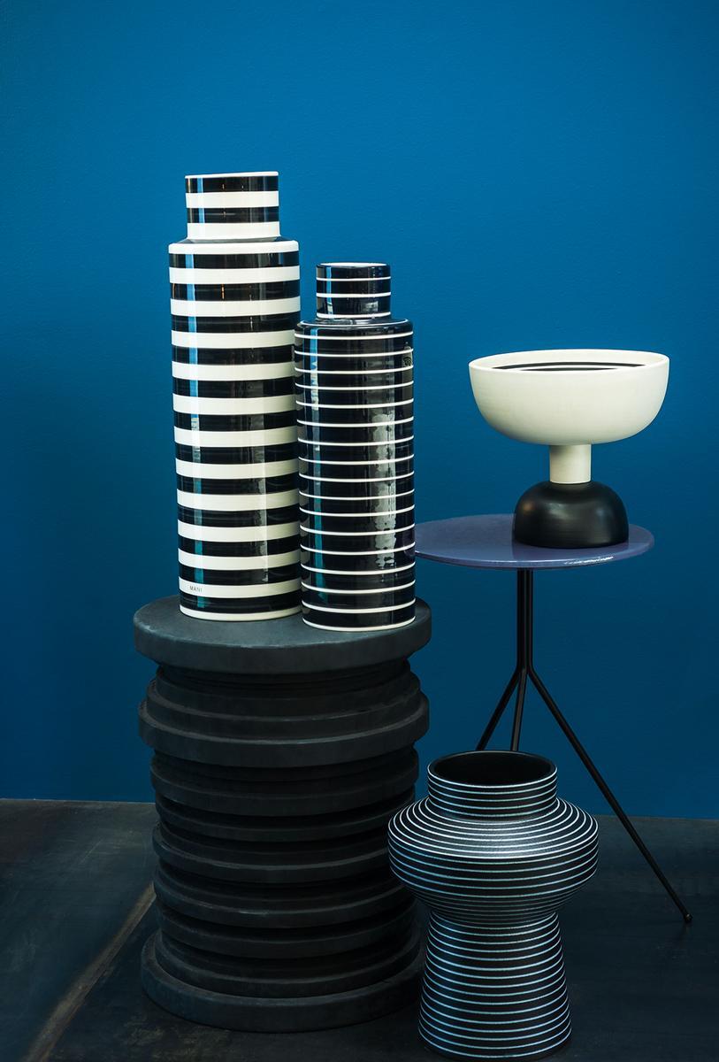 Round solid wood coffee table | Bidu by Baxter