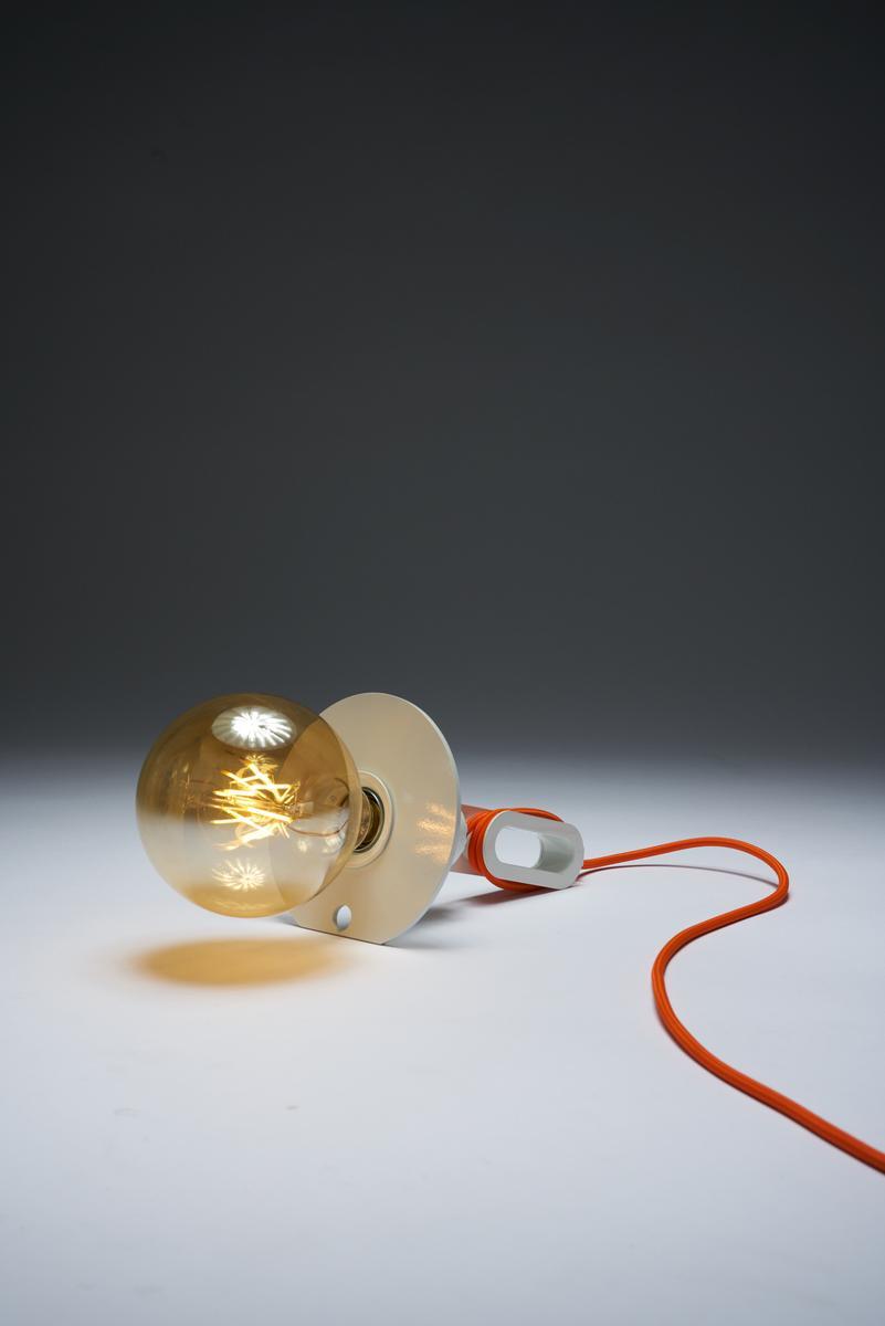 Direct light metal table lamp | Driyos Naked by Zava