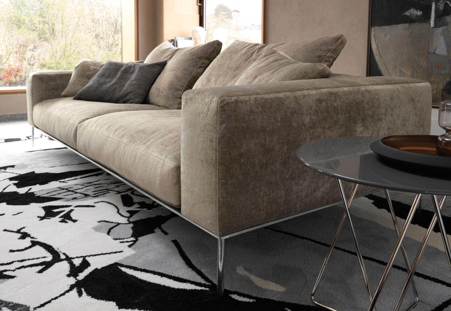 Wool rug | Tribute To Picasso by Desiree