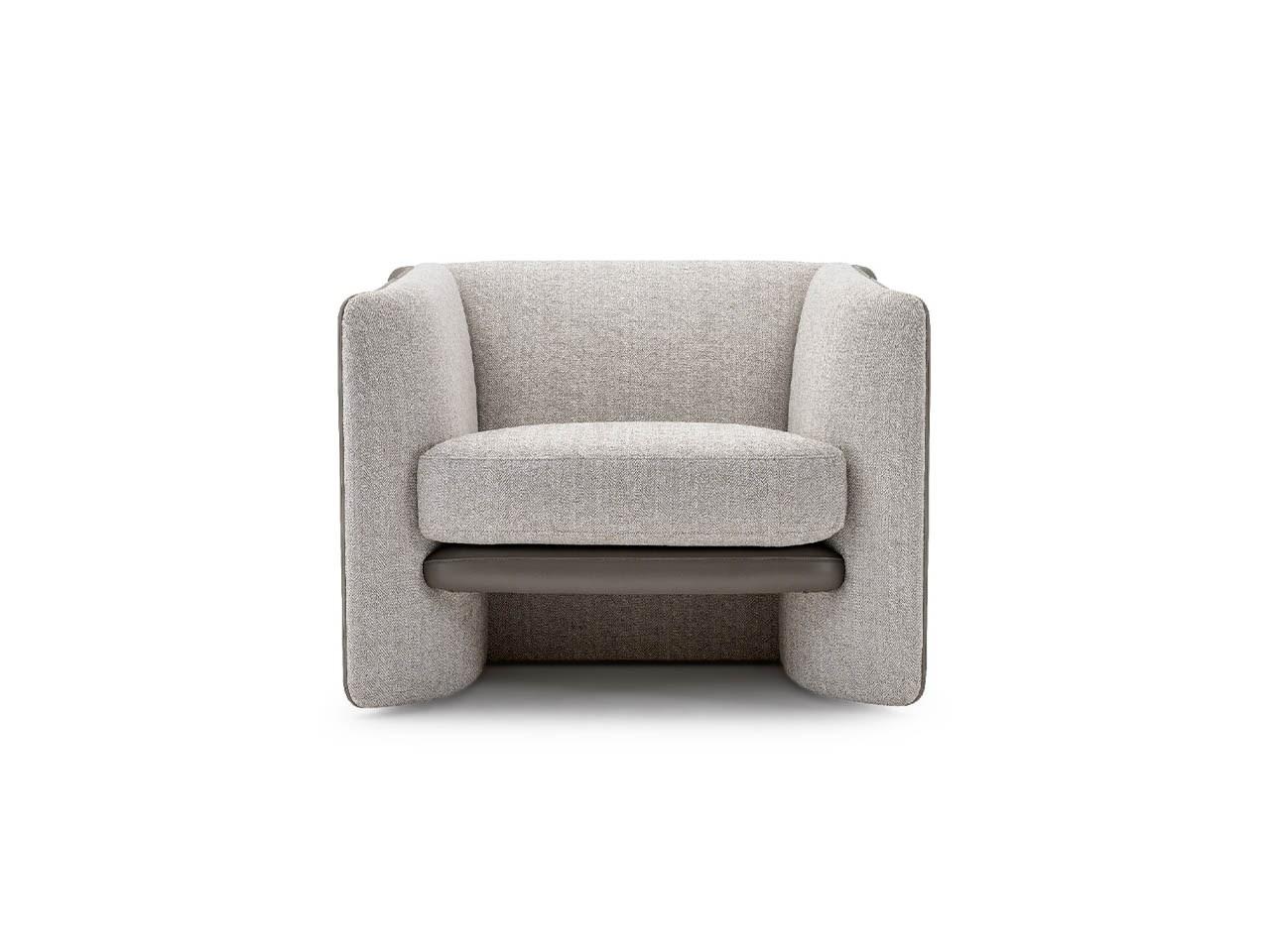 Armchair with armrests | Blossom by Turri