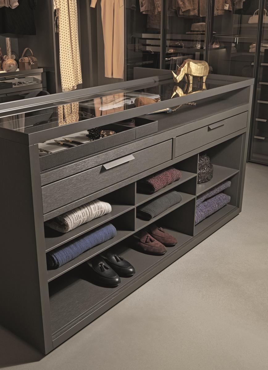 Wood and glass chest of drawers | Private by Flou