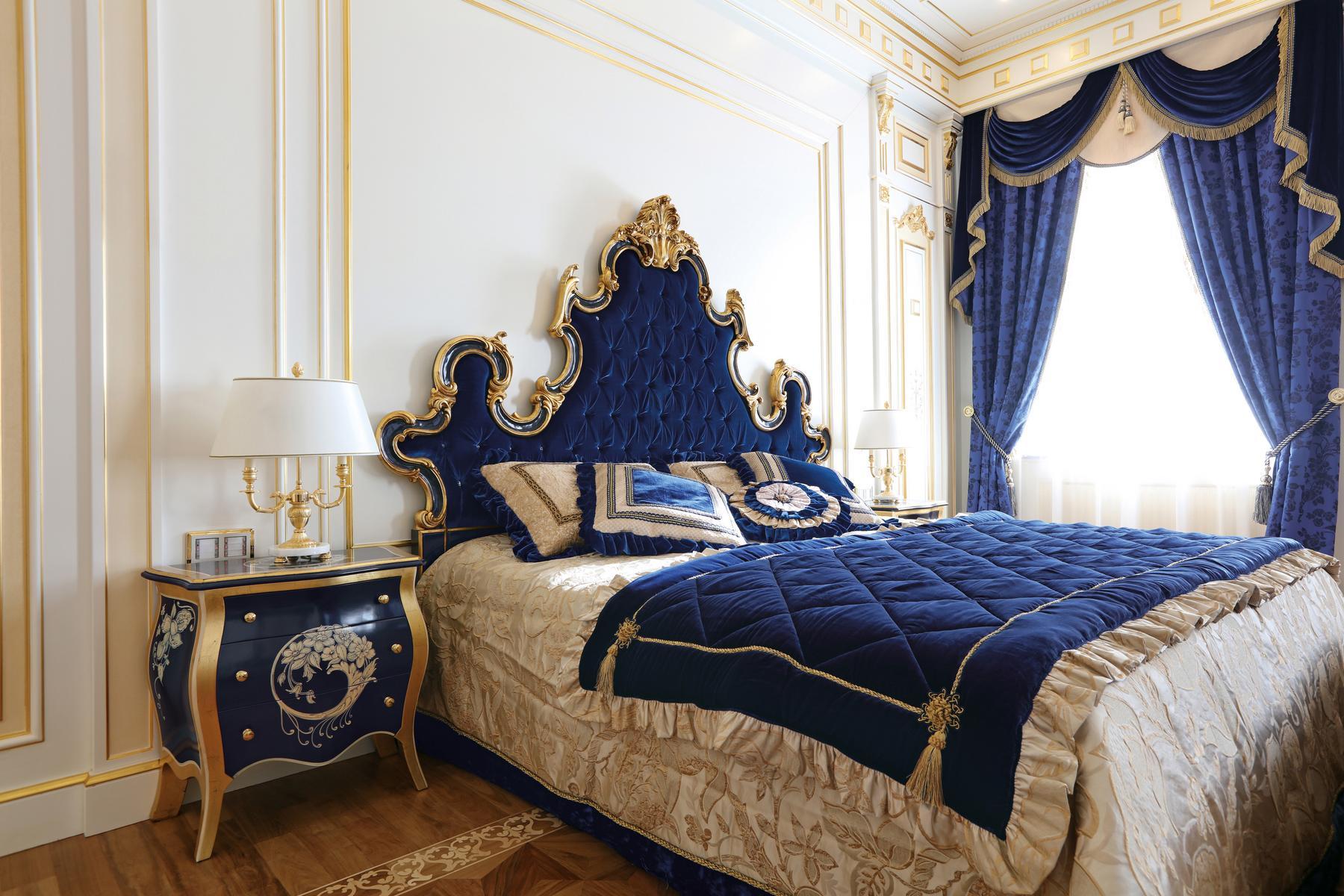 3150 Velvet double bed with tufted headboard