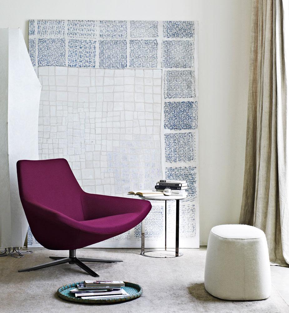 Swivel upholstered fabric armchair with 4-spoke base | Metropolitan '14 by B&B Italia