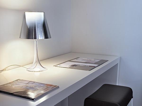 LED polycarbonate table lamp | Miss K by Flos