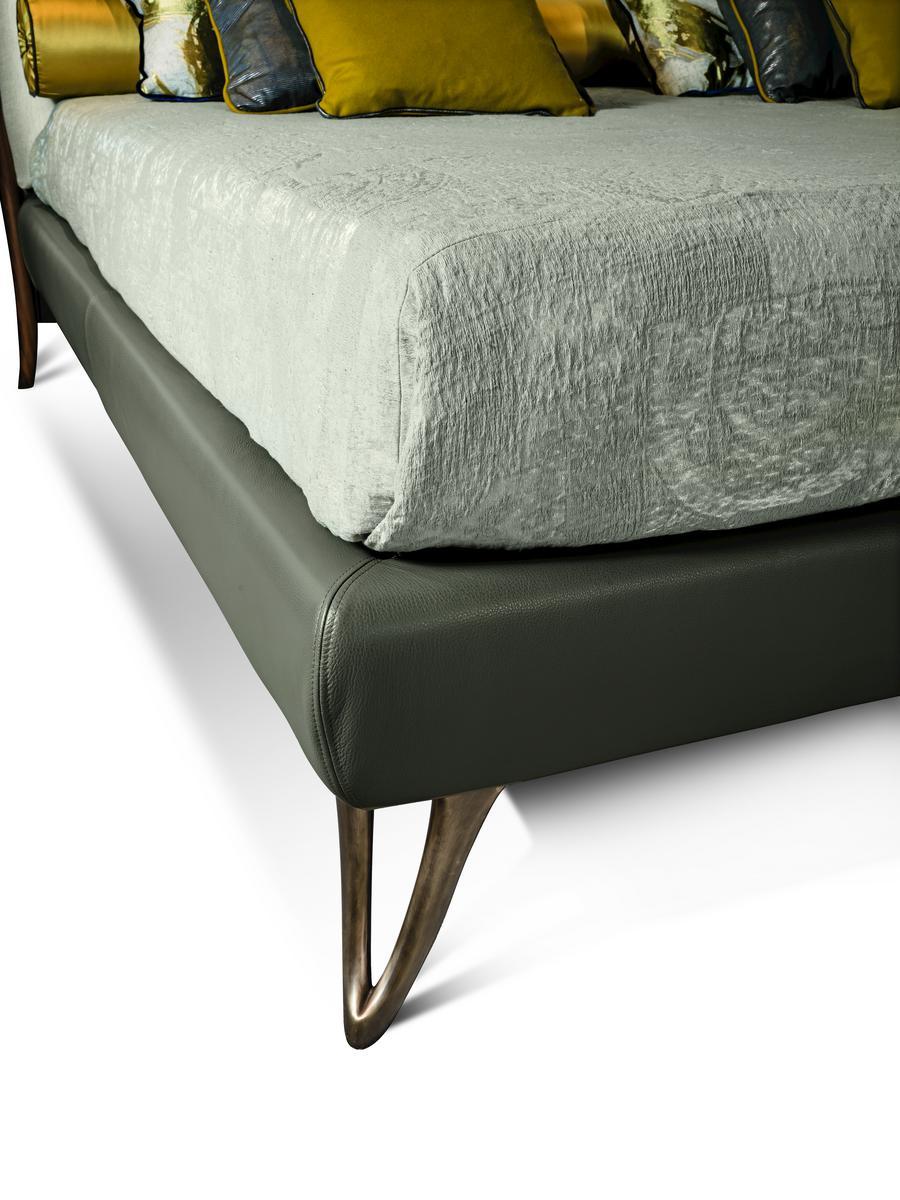CRONO Contemporary style wooden double bed with tufted headboard with upholstered headboard