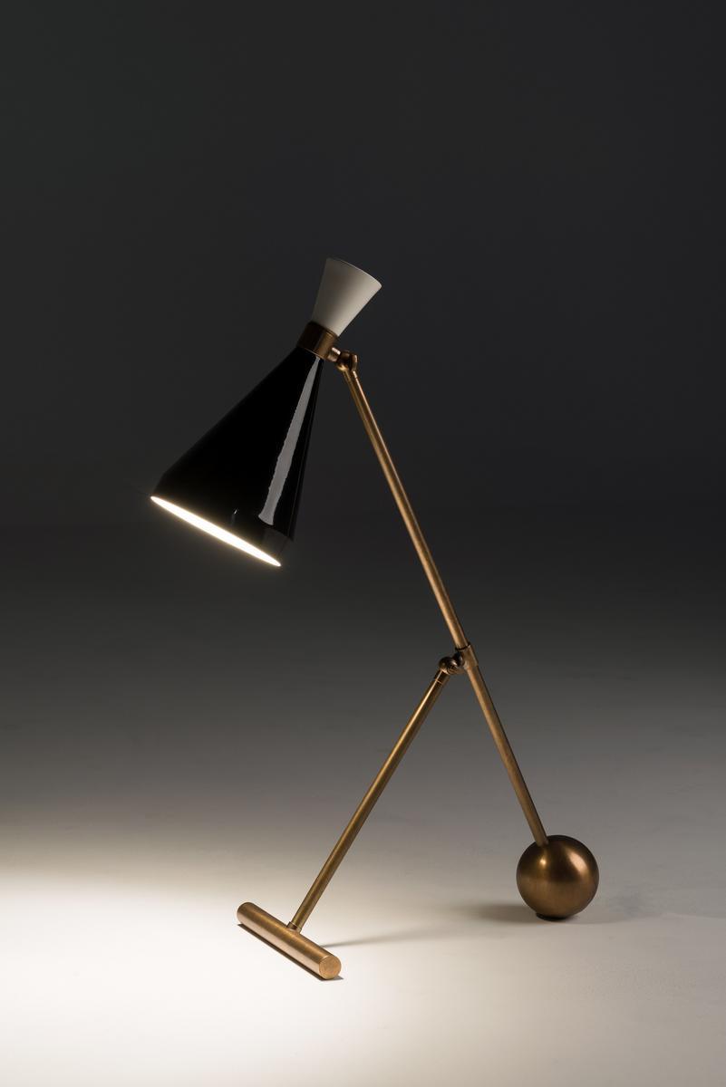 Brass and aluminium table lamp | Flipper by Mantellassi 1926