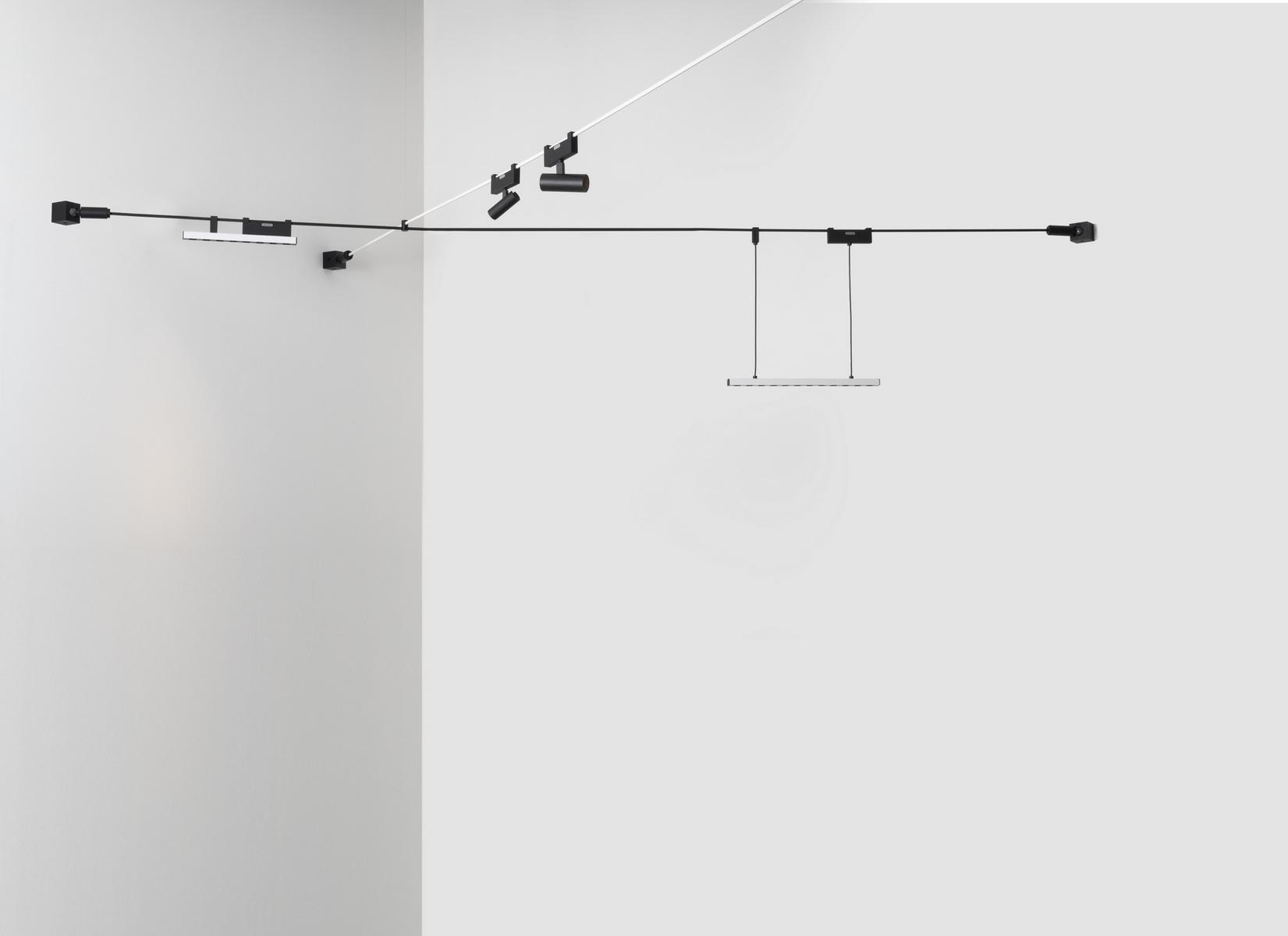 Metal track-Light | Funivia by Artemide