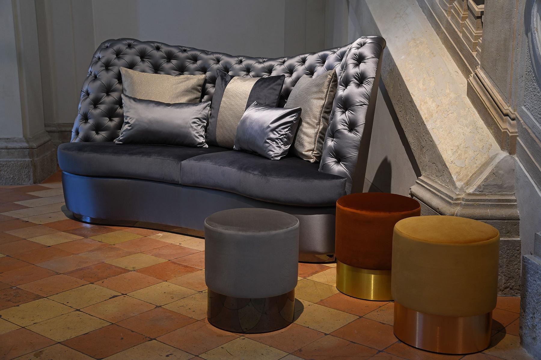 Tufted curved 3 seater sofa | Thalia by Domingo salotti