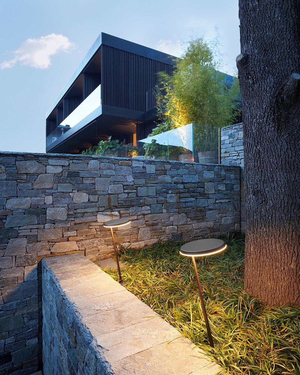 LED metal bollard light | Amanita by Oluce