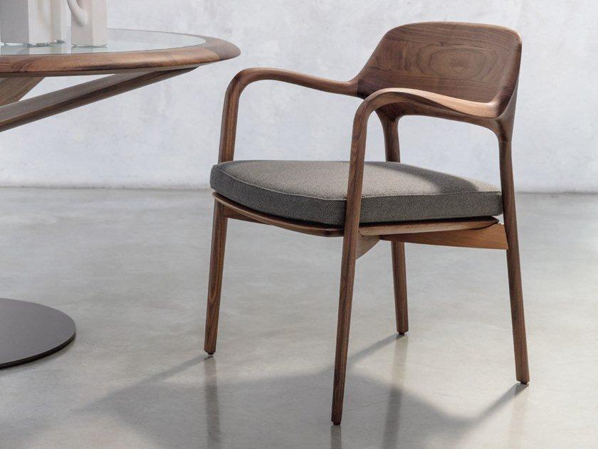 Solid wood chair with armrests | Ella by Porada