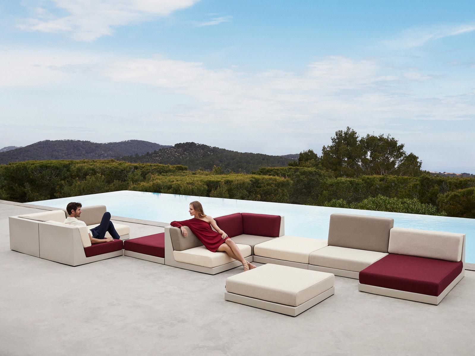 Modular fabric garden sofa | Pixel by Vondom