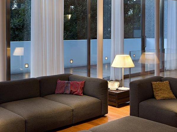 Fabric table lamp | Romeo Soft T1 by Flos