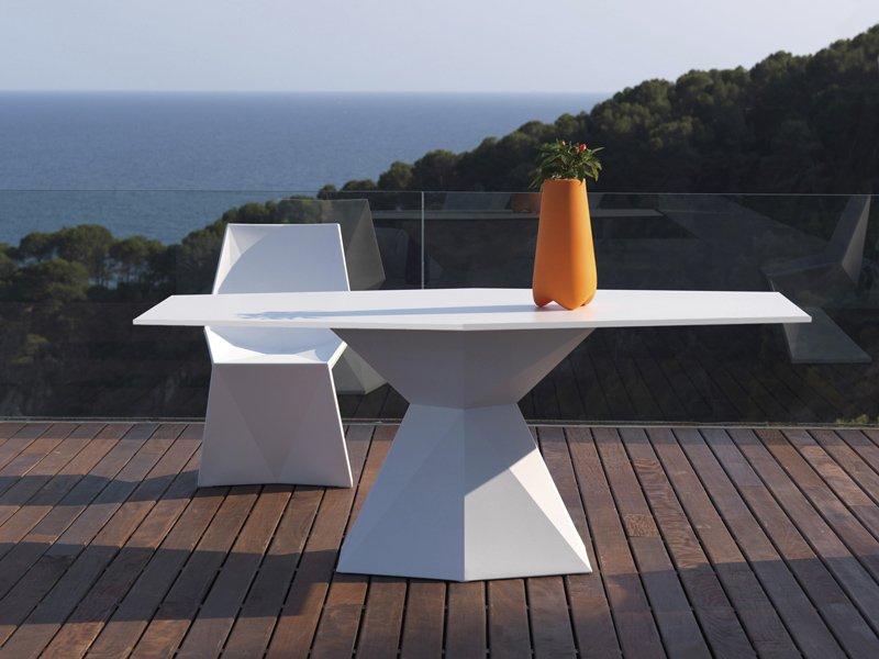 Garden table | Vertex by Vondom