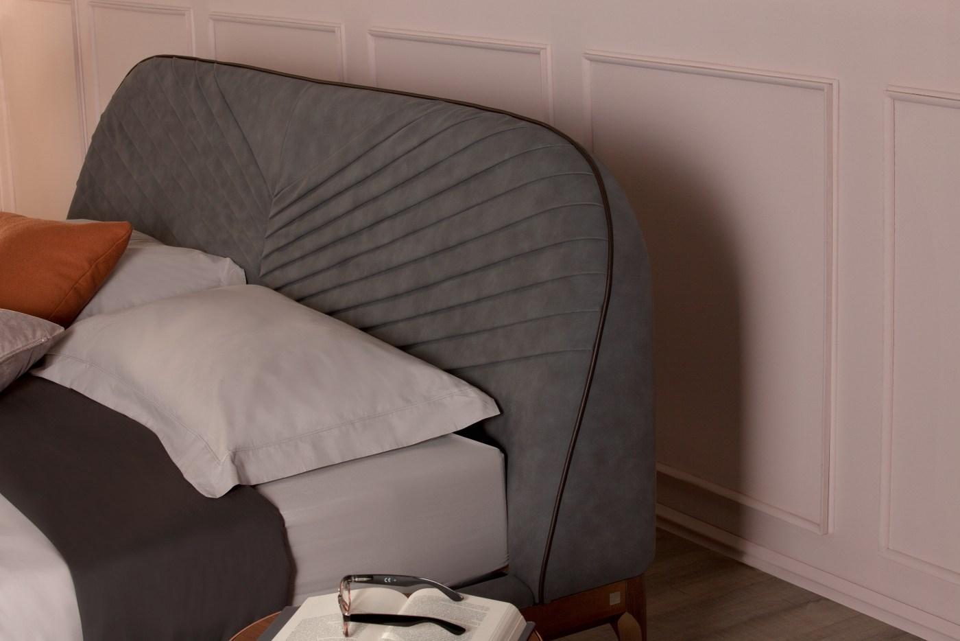 Leather double bed with upholstered headboard | Michelangelo by Tonin Casa