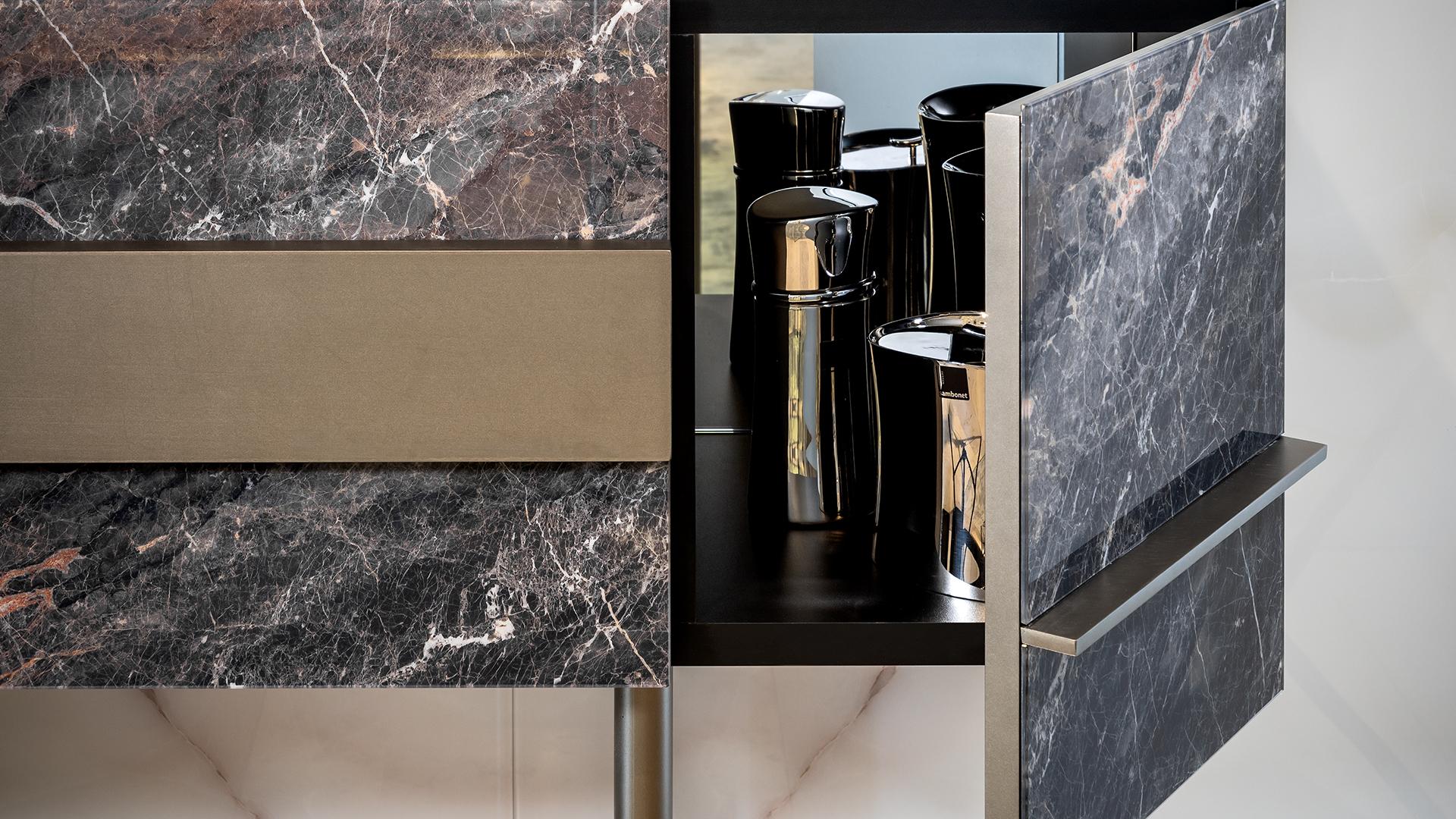 Sideboard with glass doors with marble effect | Musa by Reflex