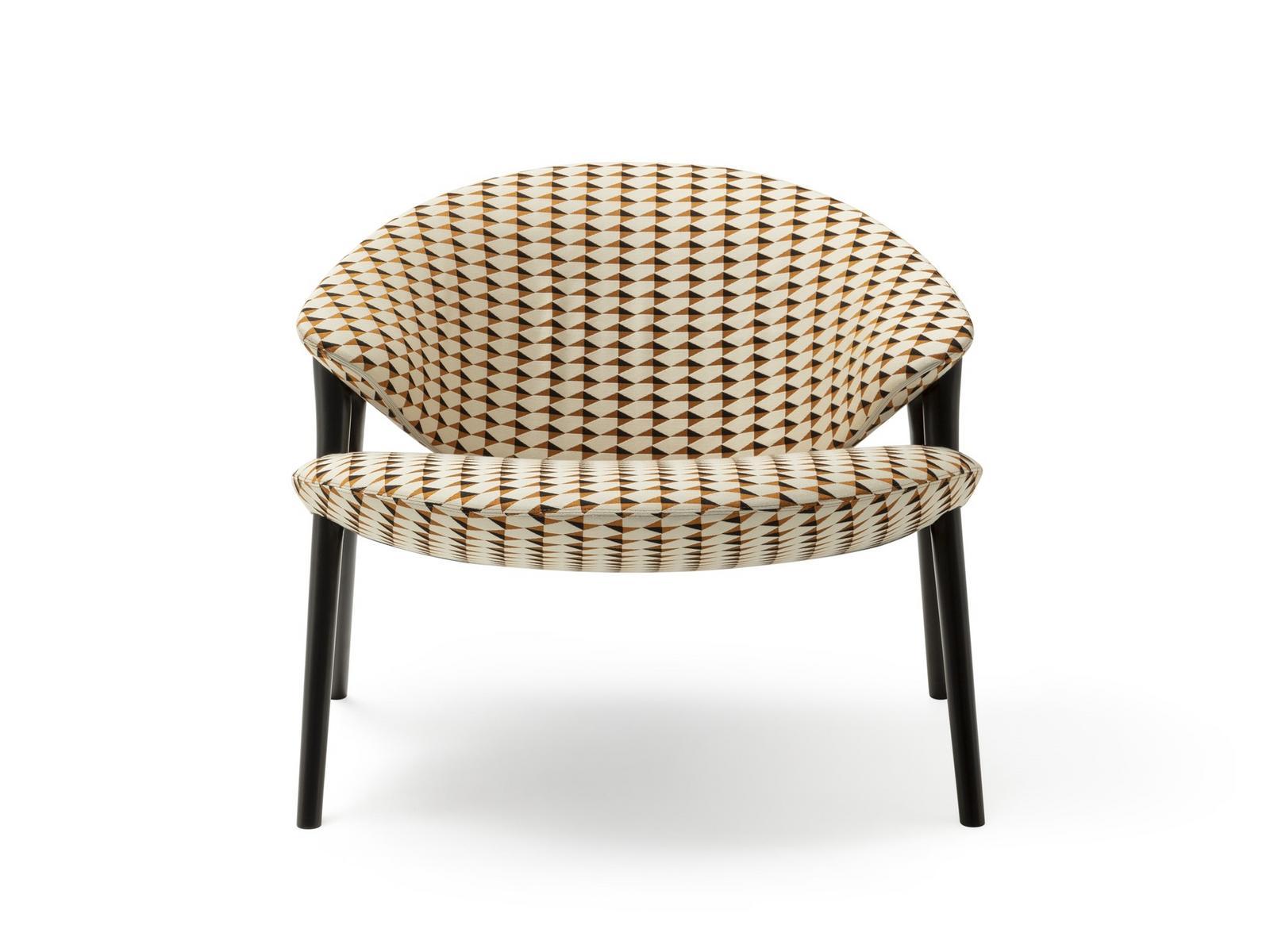 Fabric easy chair with removable cover | Oliva by Zanotta