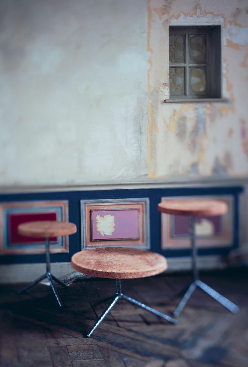 Round coffee table | Vik by Baxter