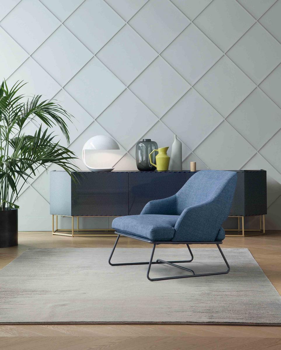 Sled base upholstered armchair | Blazer by Bonaldo