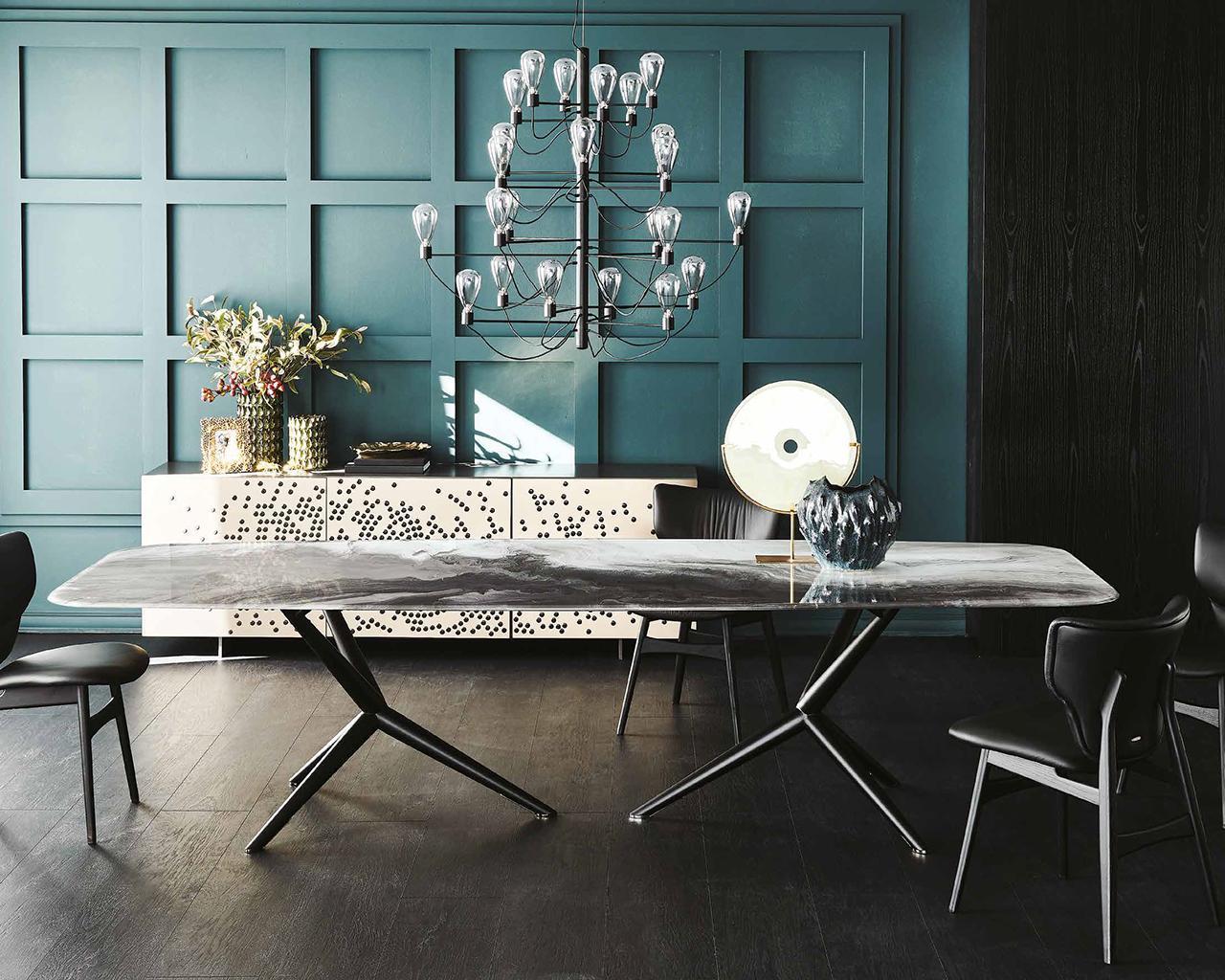 Oval metal table | Atlantis by Cattelan Italia