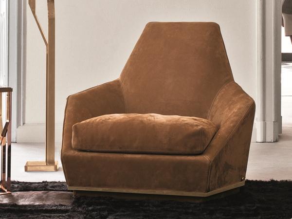 Velvet armchair | Aoyama by Longhi