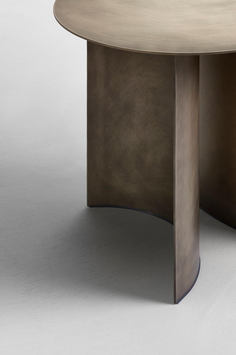 Round metal coffee table | Pierre by Flou