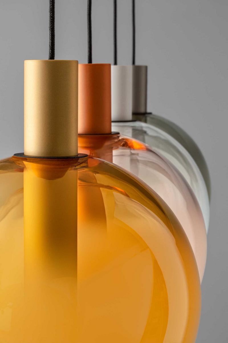 LED blown glass pendant lamp | Beam Stick Nuance by Olev