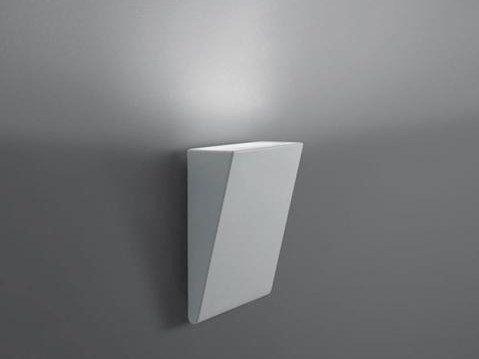 LED indirect light die cast aluminium outdoor wall lamp | Cuneo by Artemide