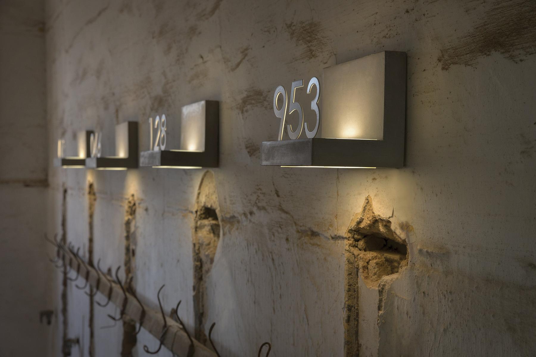 LED wall light | Quarantasei by Karman