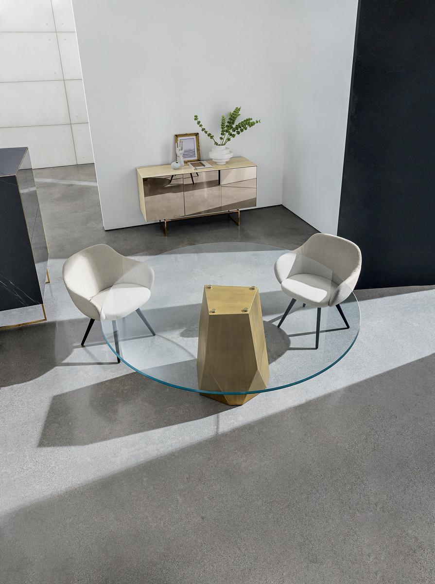 Round tempered glass table | Deod by Sovet