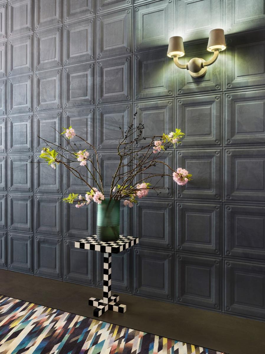 Square wooden coffee table | Chess Table by Moooi