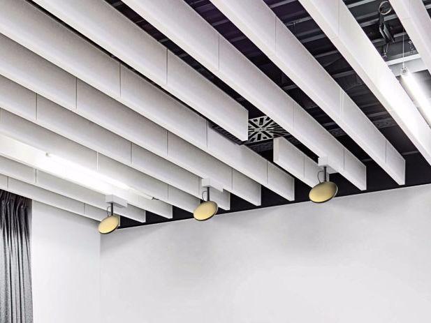 LED metal track-Light | Avveni 3-phase-track by Sattler