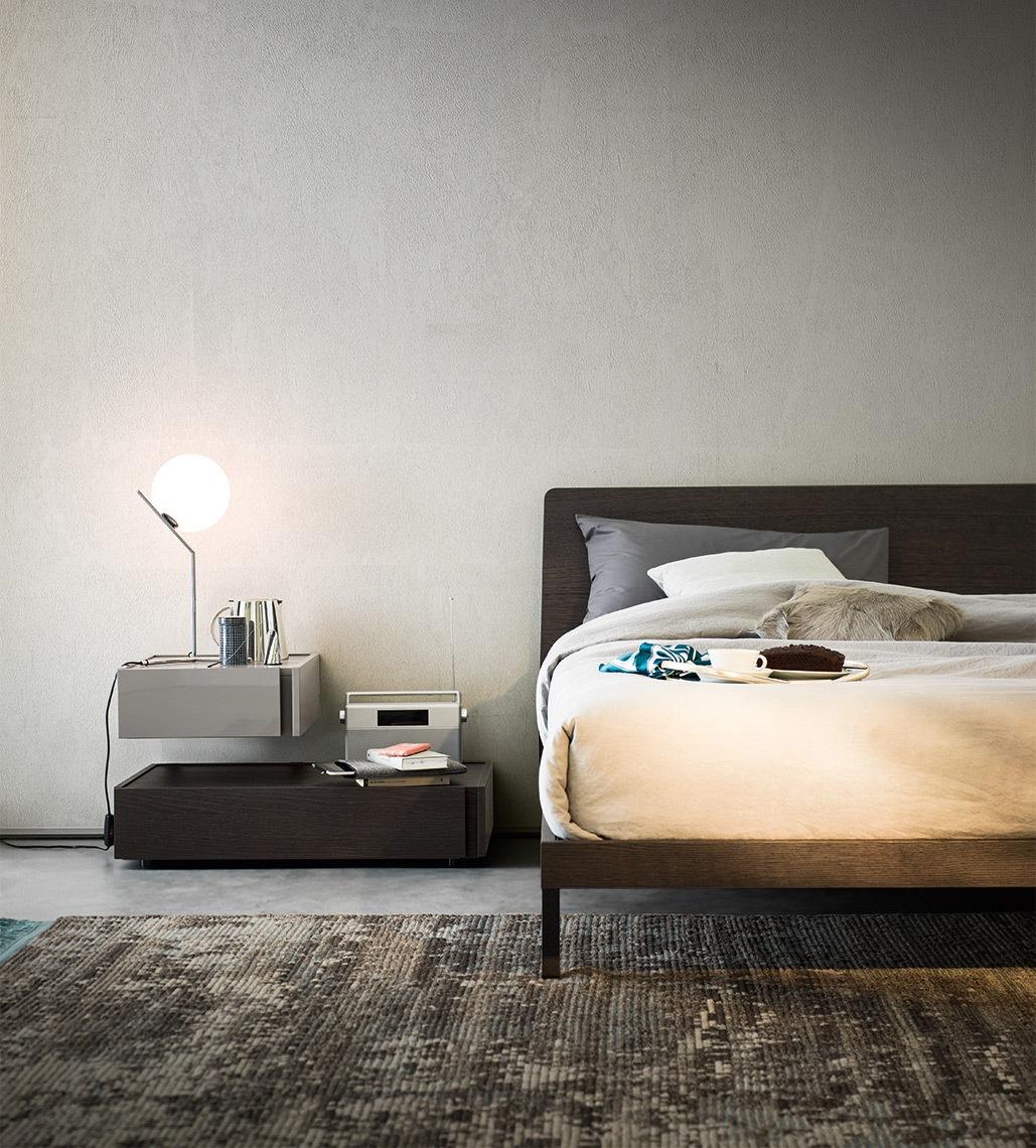 Wood bed with upholstered headboard | Teo by ALF Dafre