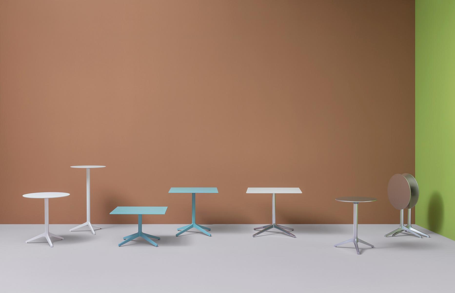 Square aluminium coffee table with 4-star base | Ypsilon 4 4795 by Pedrali