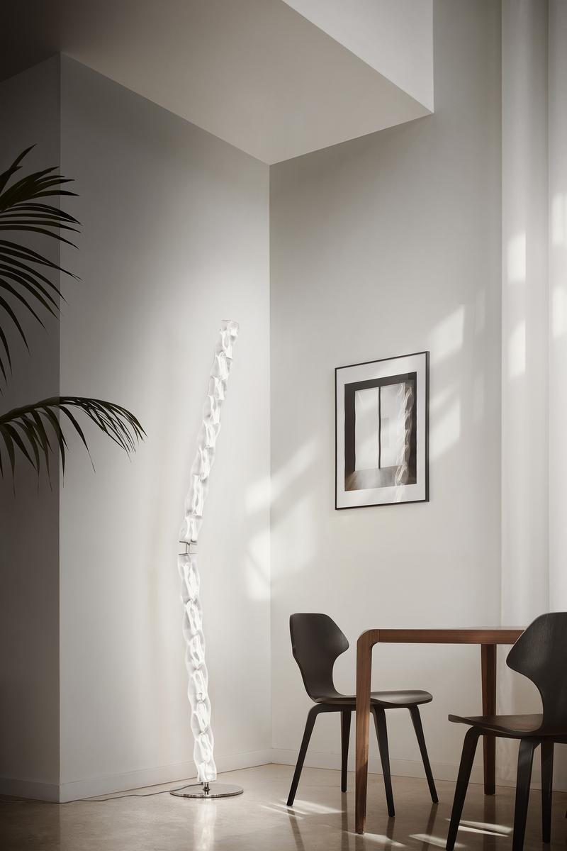 LED Lentiflex® floor lamp | Hugo by Slamp