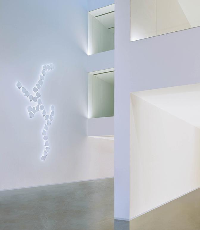 Polycarbonate wall light | Origami by Vibia